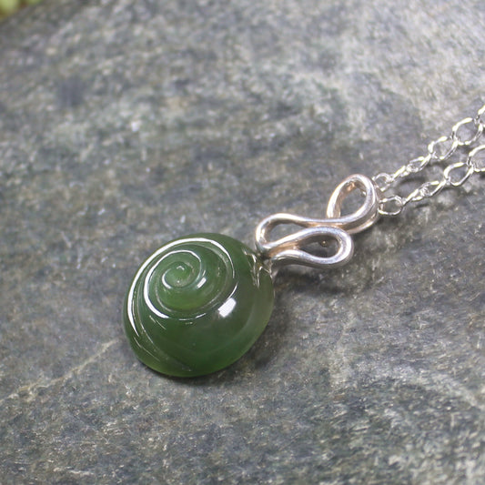 Kawakawa Pounamu pendant set in Sterling Silver - NZ Greenstone
