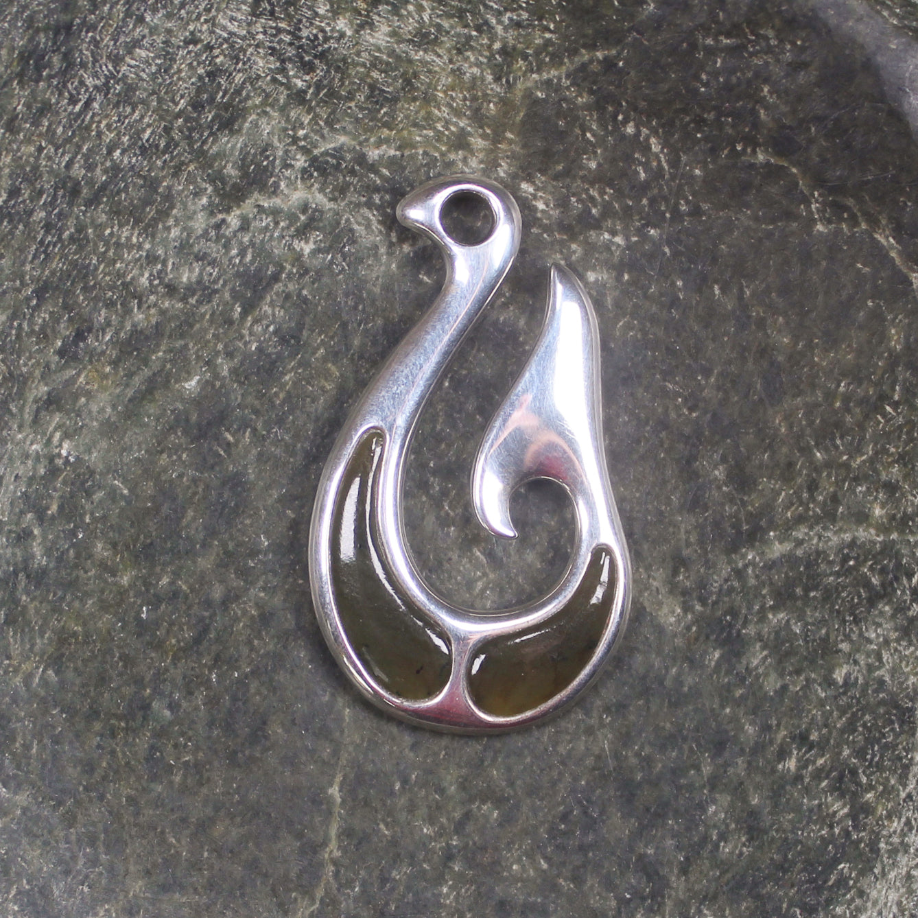Rimu Pounamu pendant set in Sterling Silver - NZ Greenstone