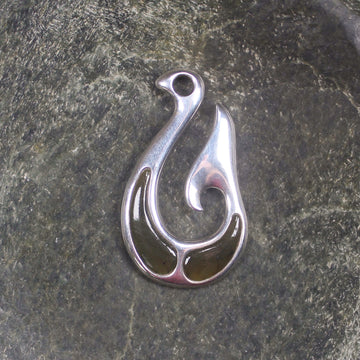 Rimu Pounamu pendant set in Sterling Silver - NZ Greenstone