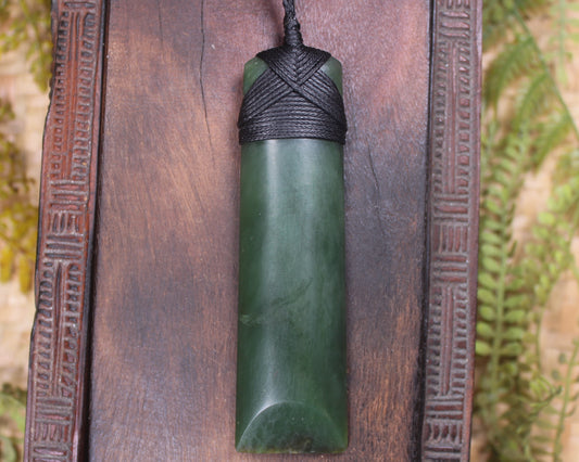 Inanga Pounamu Toki