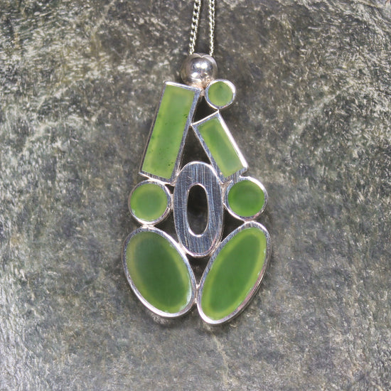 Hapopo Pounamu pendant set in Sterling Silver - NZ Greenstone