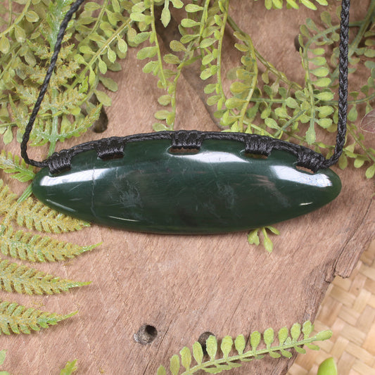 Breastplate or Shield carved from Kawakawa Pounamu - NZ Greenstone
