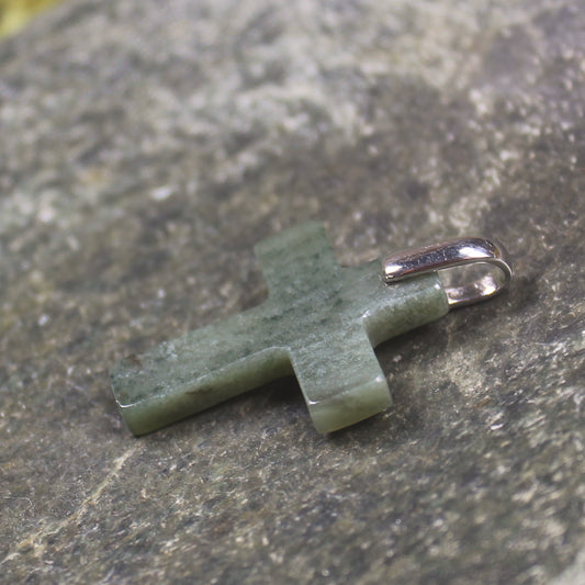 Rimu Pounamu pendant set in Sterling Silver - NZ Greenstone