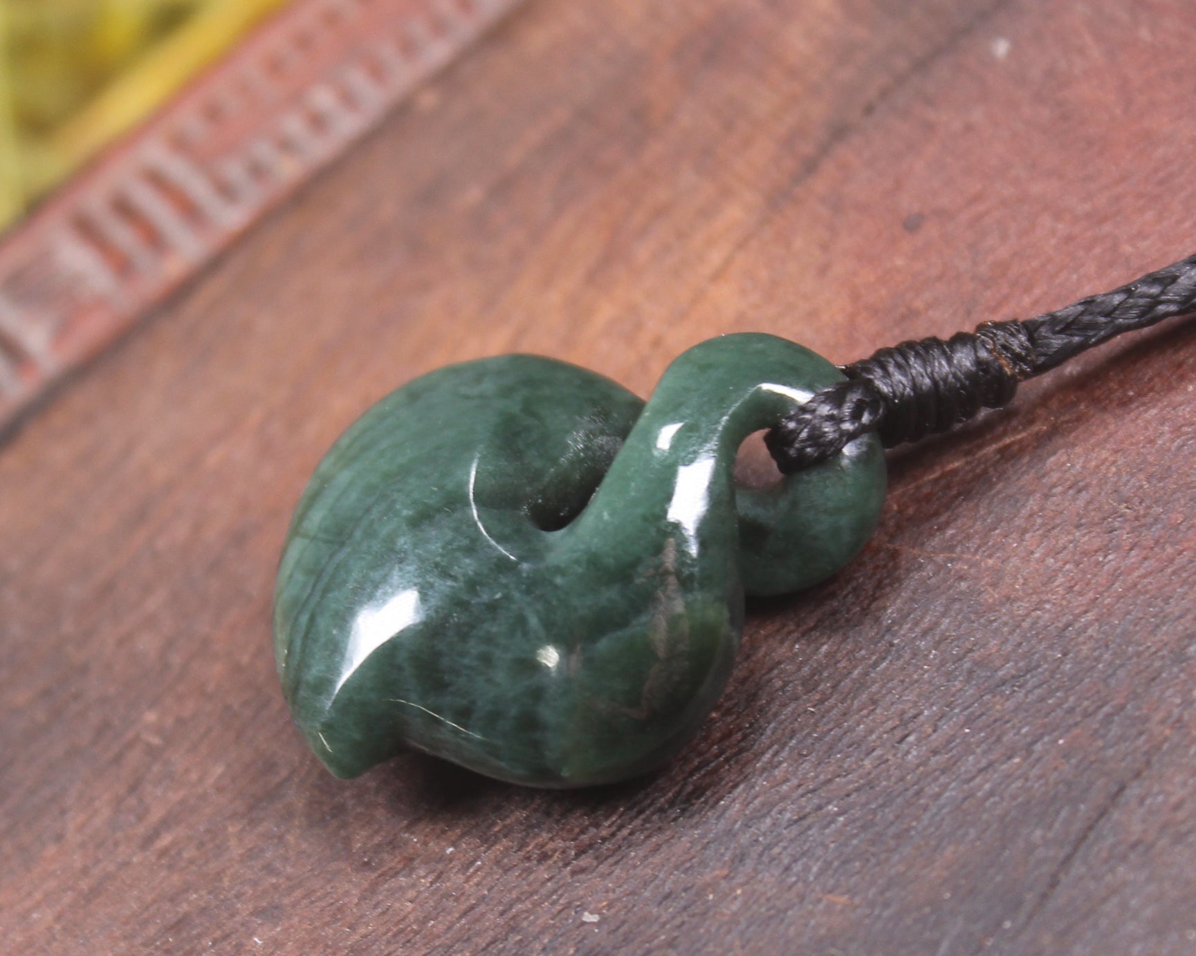 Twist carved from Kawakawa Pounamu - NZ Greenstone