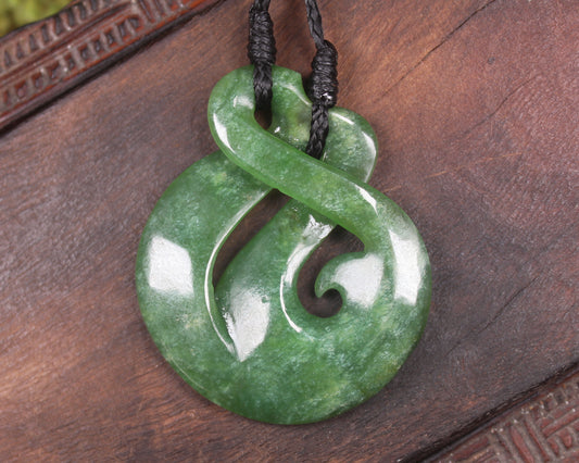 Koru Twist or Pikorua carved from Kawakawa Pounamu - NZ Greenstone