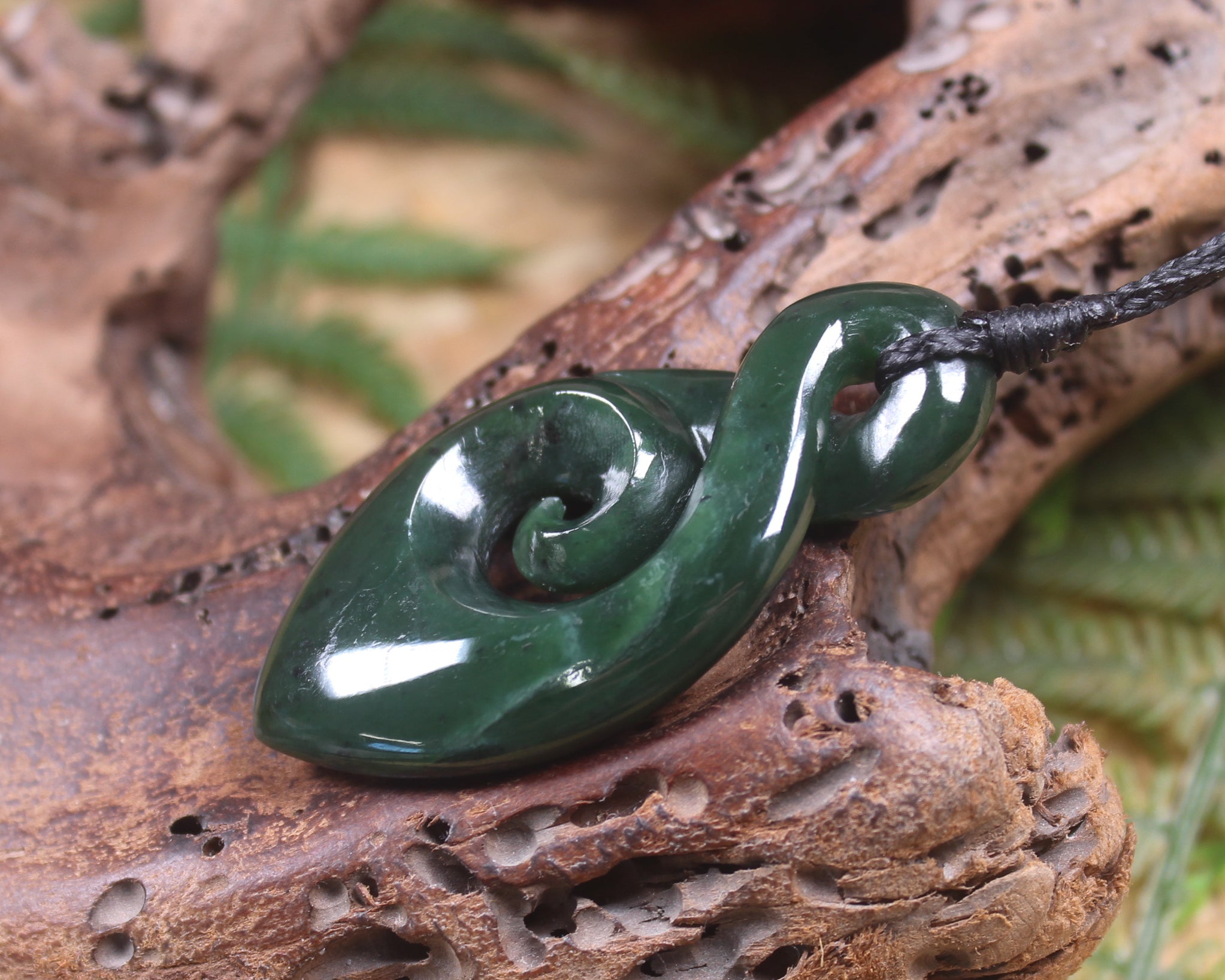 Koru Twist carved from Kawakawa Pounamu - NZ Greenstone