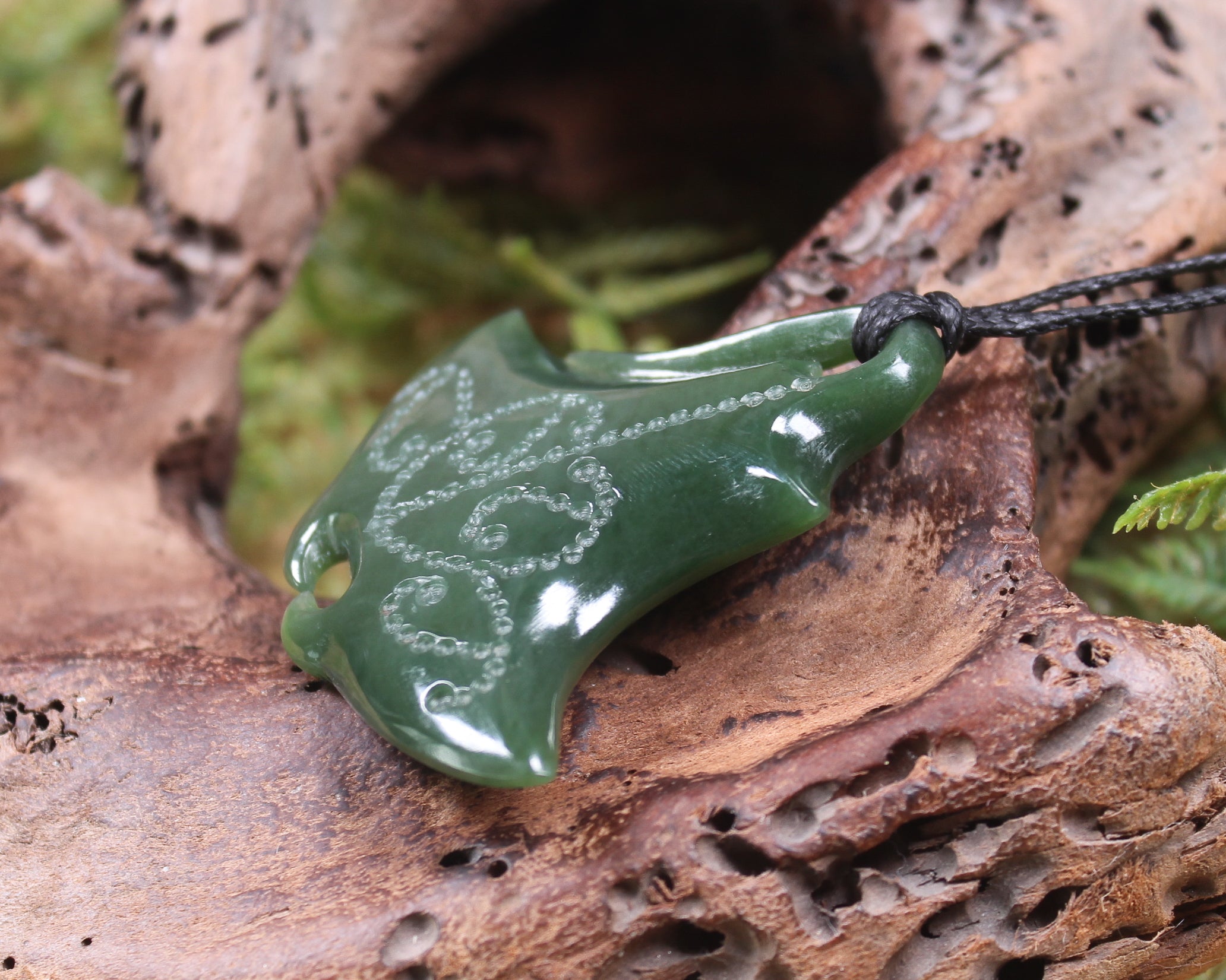 Stingray or Whai carved from Inanga Pounamu - NZ Greenstone