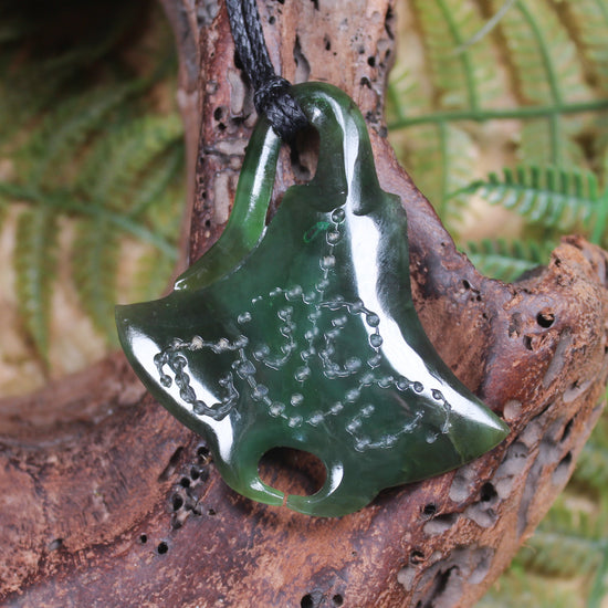 Stingray or Whai carved from Kawakawa Pounamu - NZ Greenstone