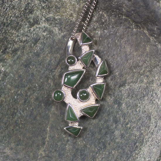 Kawakawa Pounamu pendant set in Sterling Silver - NZ Greenstone