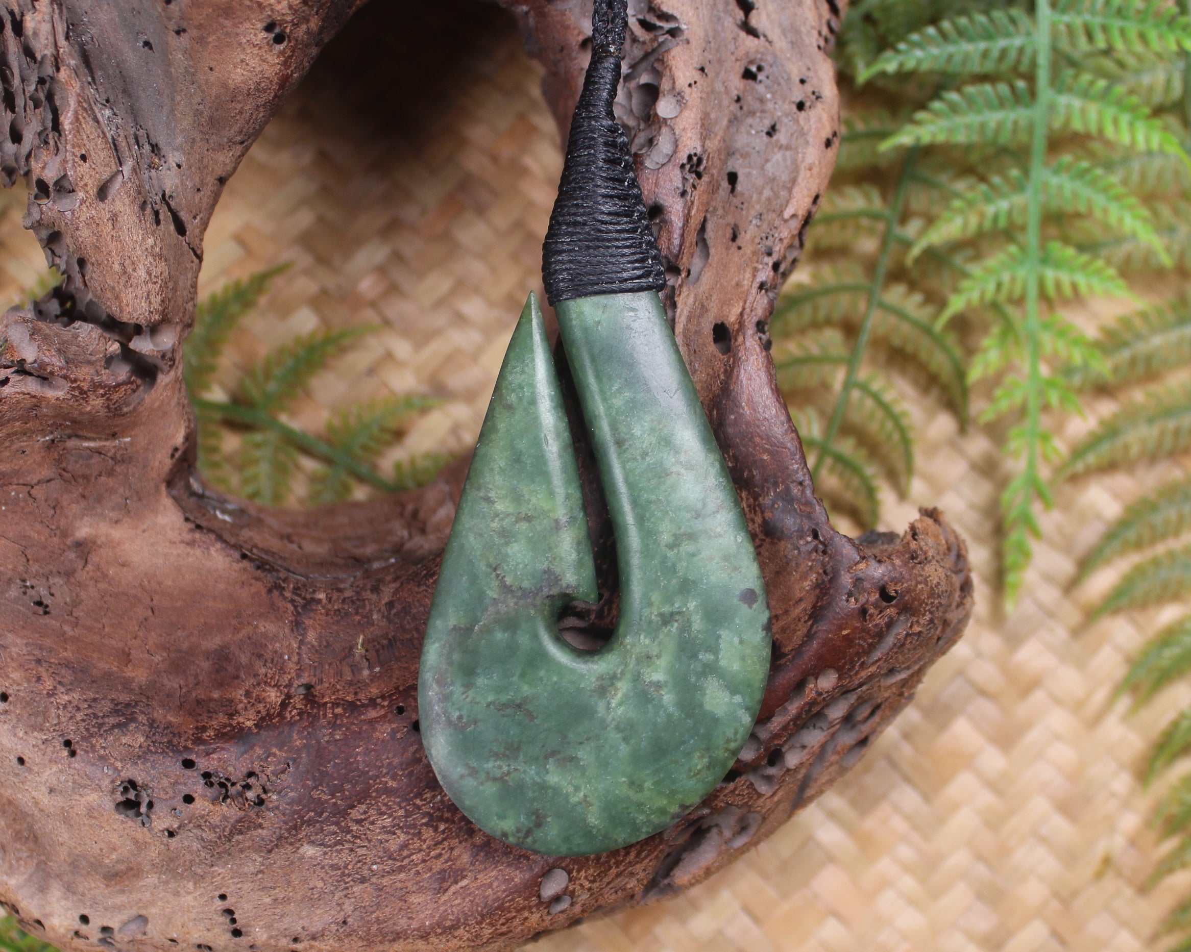 Hei Matau or Fish Hook carved from Kawakawa Pounamu - NZ Greenstone