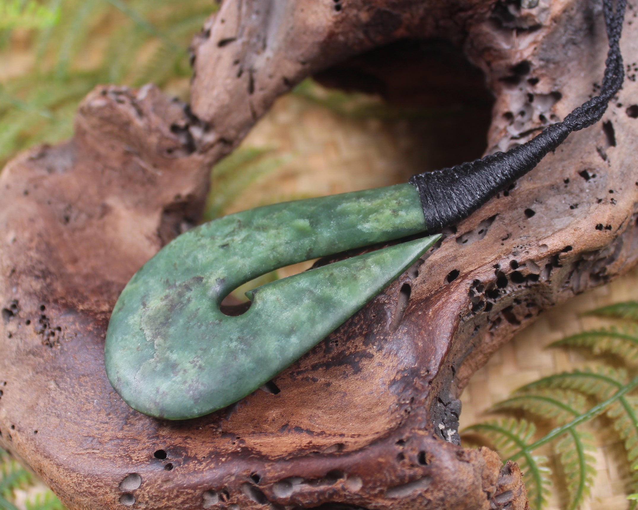 Hei Matau or Fish Hook carved from Kawakawa Pounamu - NZ Greenstone