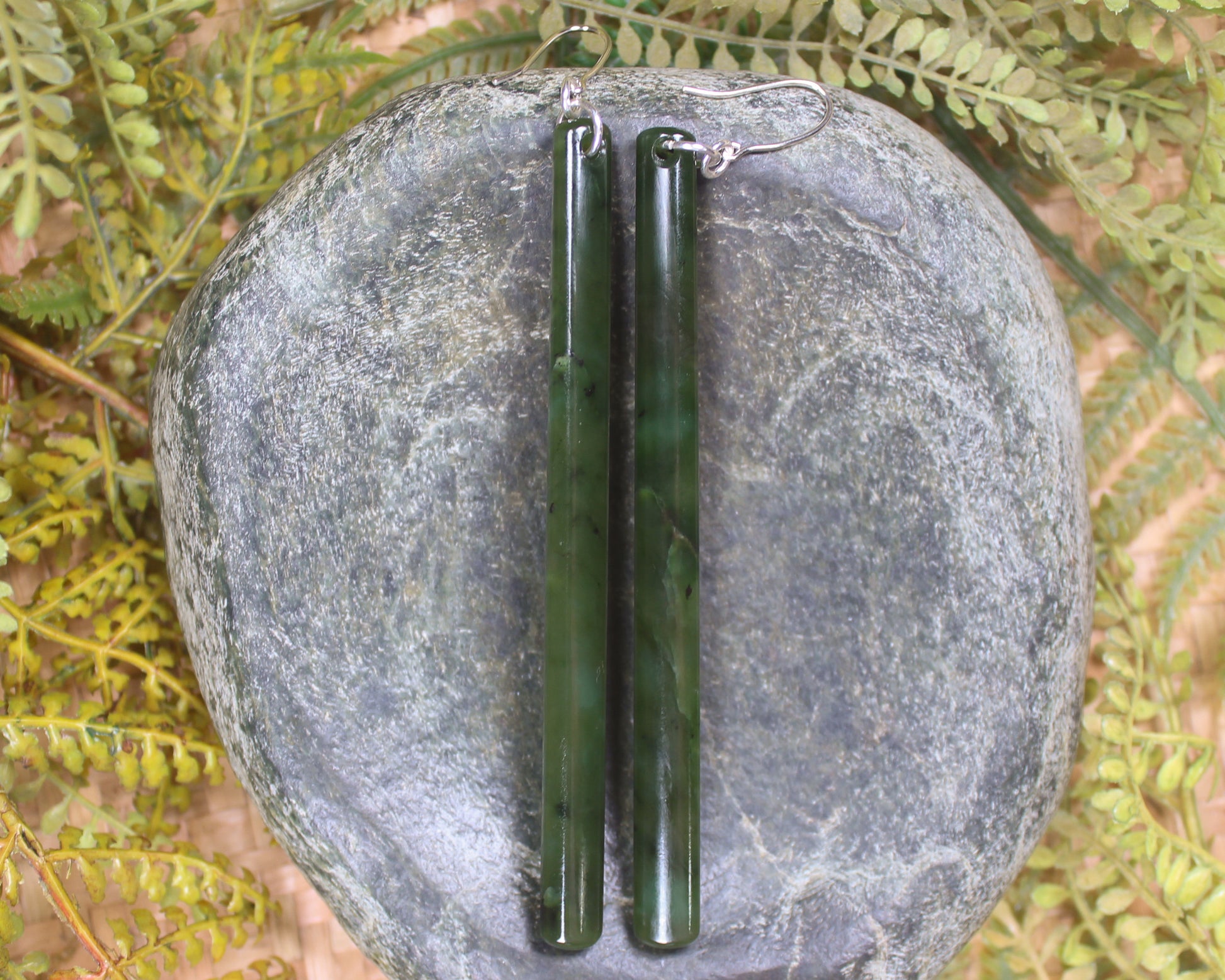 Roimata or Teardrop earrings carved from Rimu Pounamu - NZ Greenstone