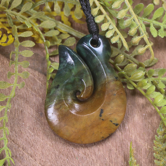 Flower Jade Hei Matau pendant  - NZ Greenstone