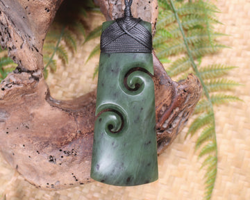 Toki or Adze with Koru carved from Hapopo Pounamu - NZ Greenstone