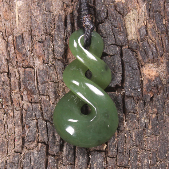 Twist or Pikorua carved from Hapopo Pounamu - NZ Greenstone