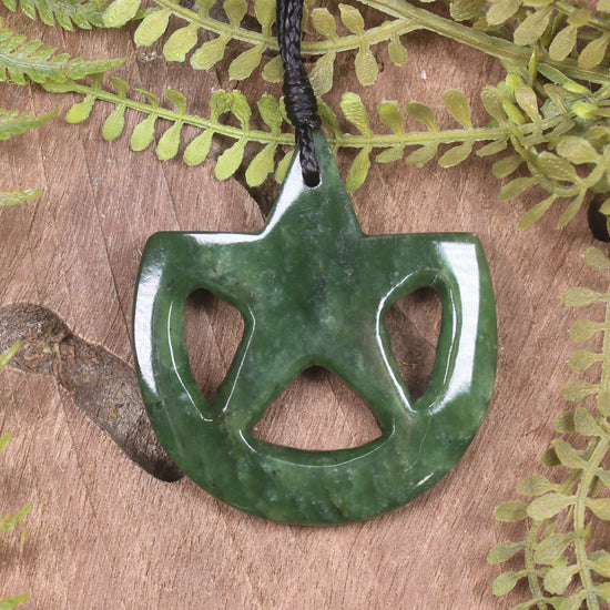 Whetumarama or Ratana Star Symbol carved from Kawakawa Pounamu - New Zealand Greenstone