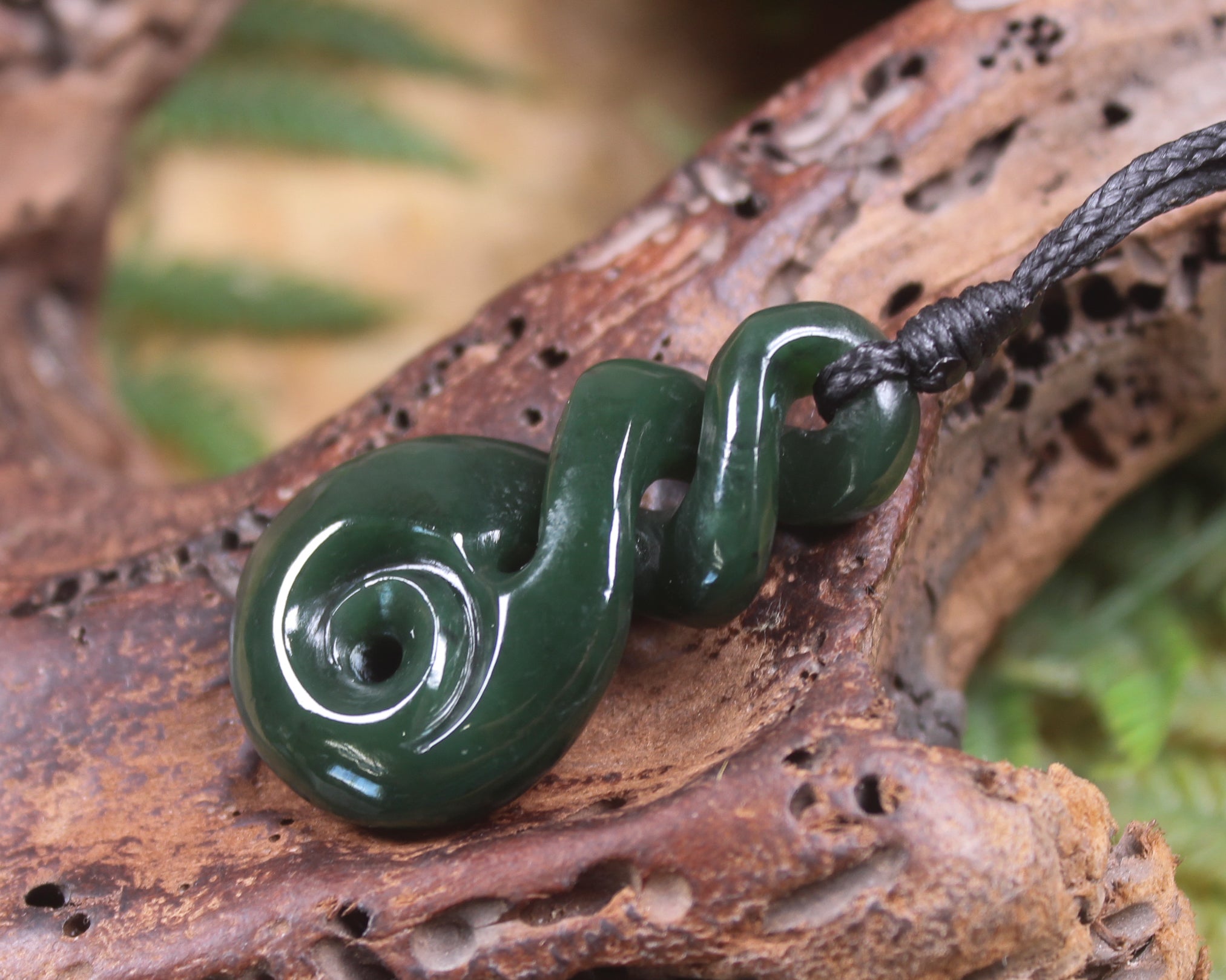 Koru Twist carved from Kawakawa Pounamu - NZ Greenstone