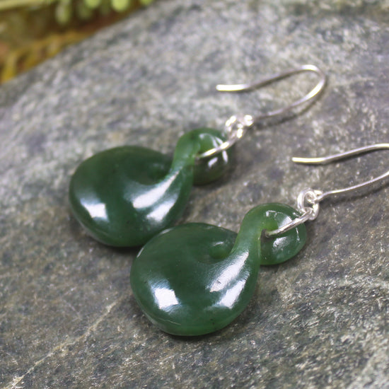 Twist Earrings carved from Kawakawa Pounamu - NZ Greenstone
