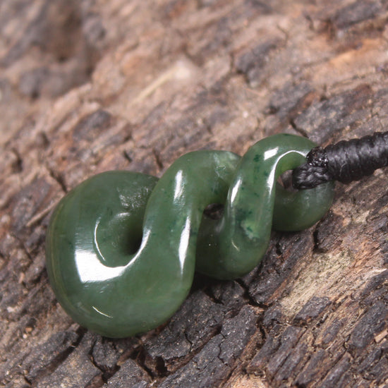 Twist carved from Kawakawa Pounamu - NZ Greenstone