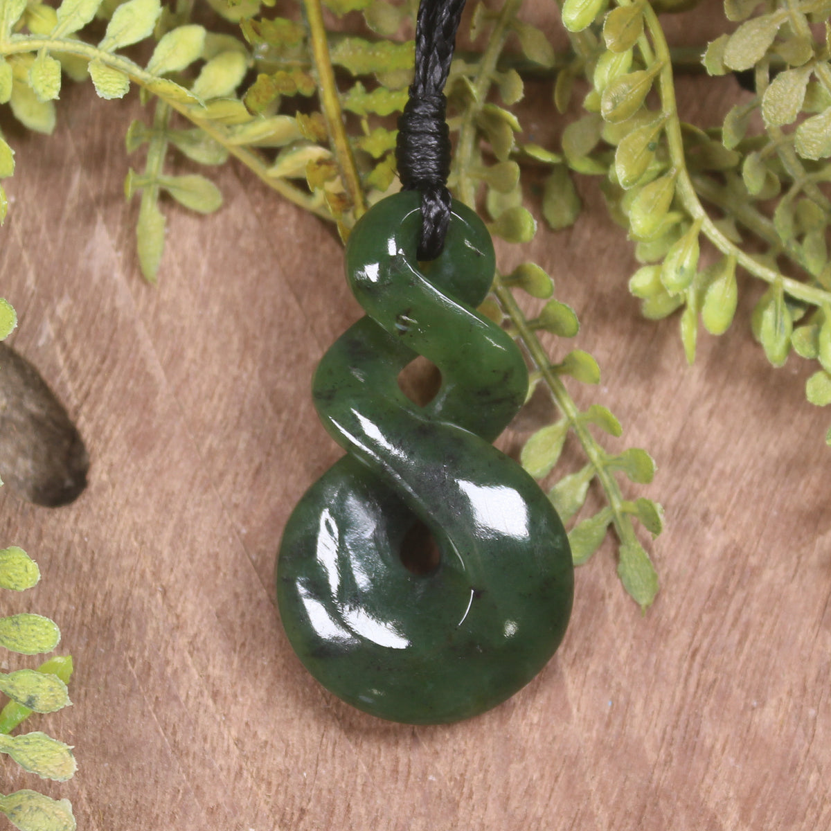 Twist carved from Kawakawa Pounamu - NZ Greenstone