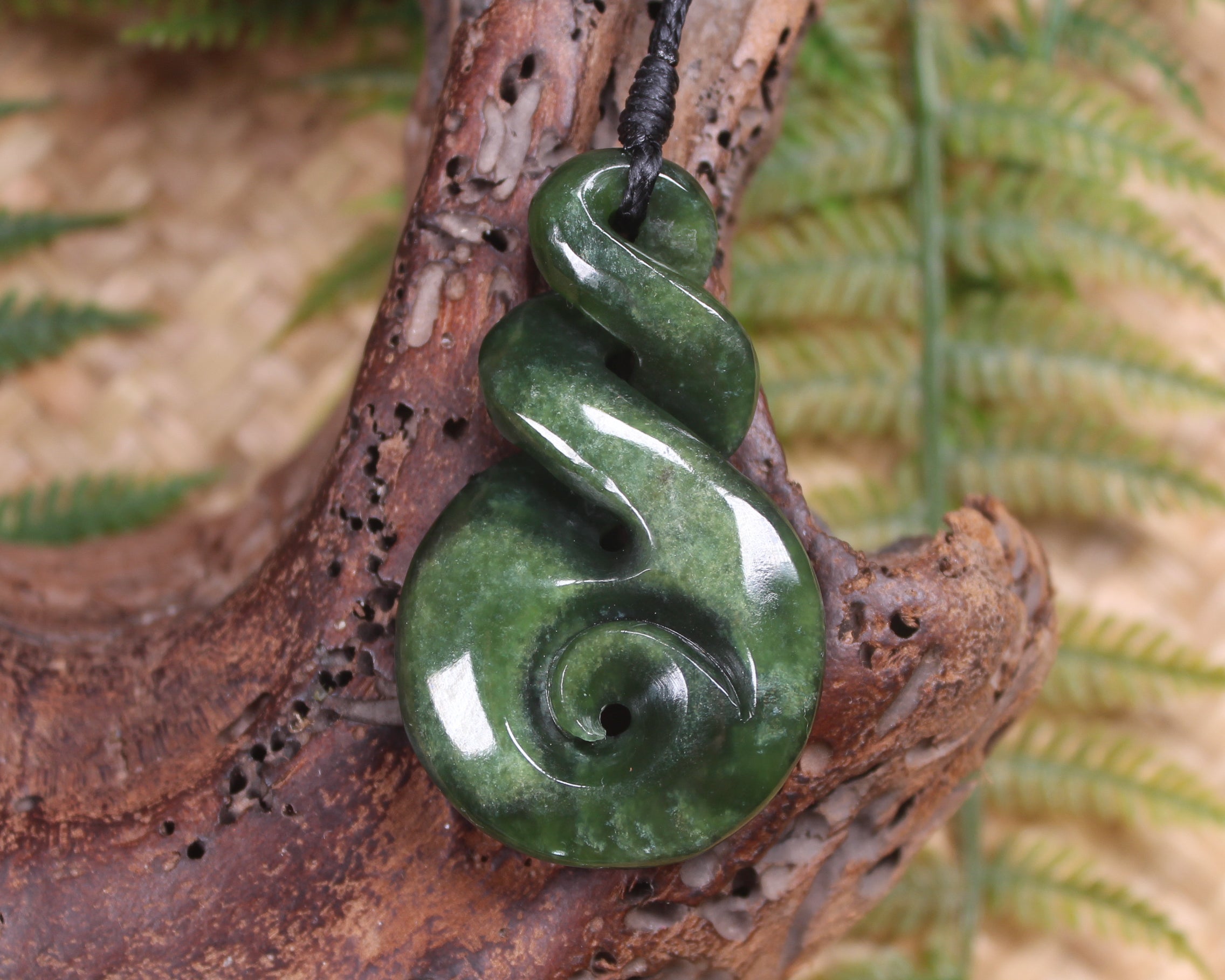 Koru Twist carved from Kawakawa Pounamu - NZ Greenstone