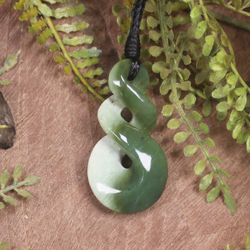 Twist or Pikorua carved from Hapopo Pounamu - NZ Greenstone