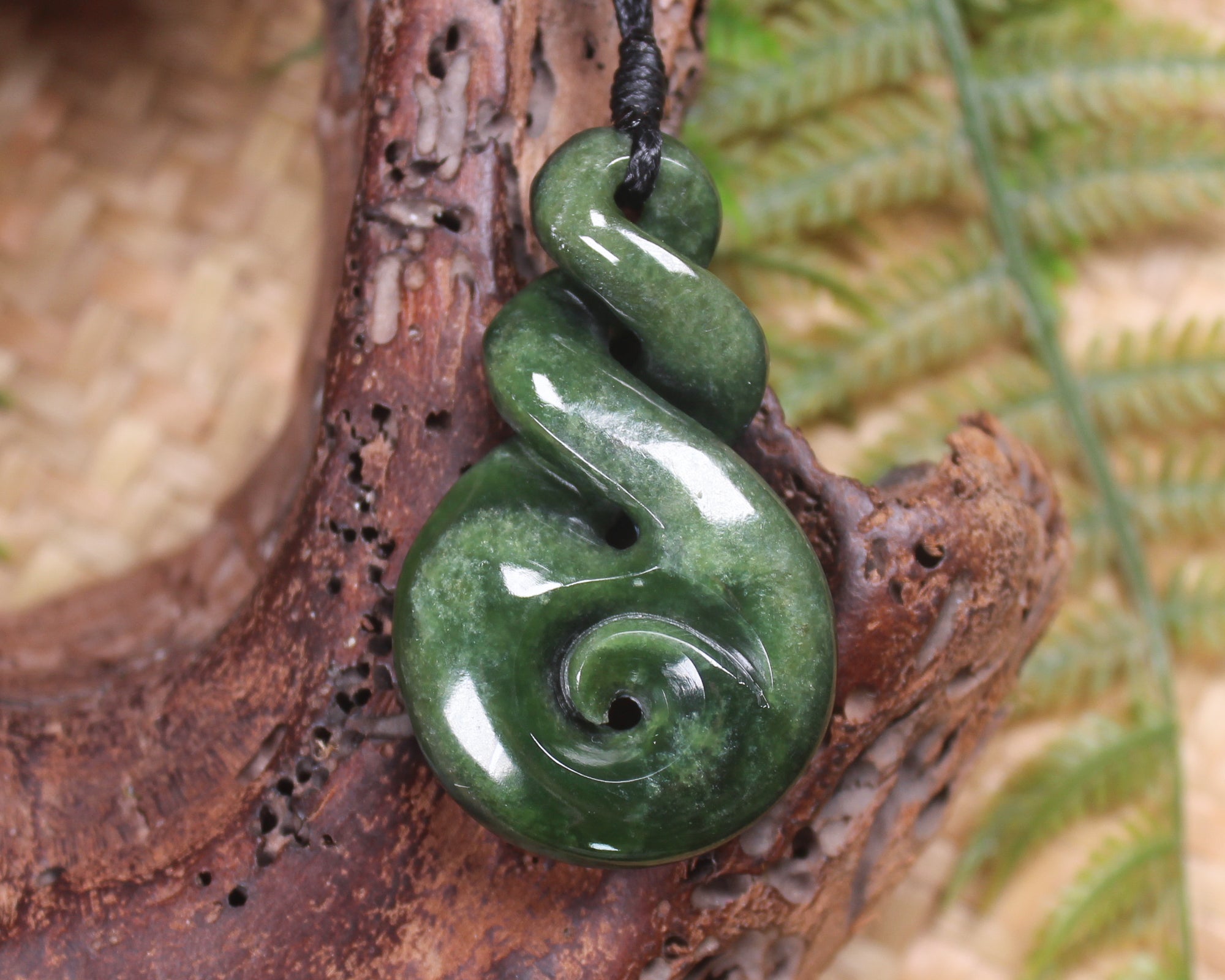 Koru Twist carved from Kawakawa Pounamu - NZ Greenstone