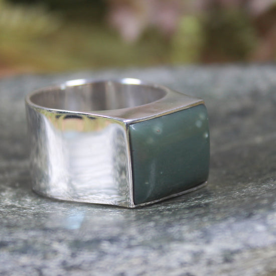 Sterling Silver Inanga Pounamu Ring - NZ Greenstone