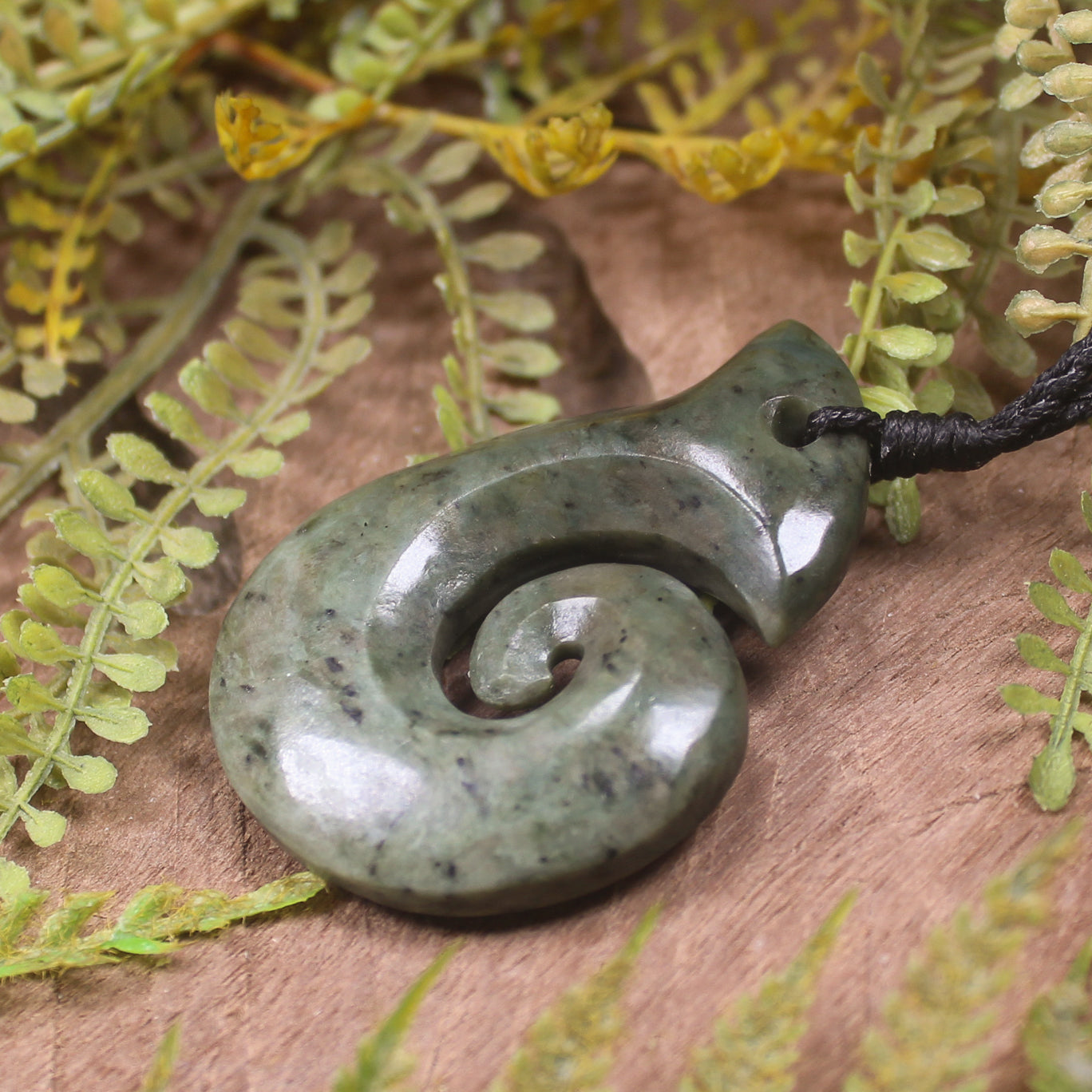 Hei Matau or Fish Hook carved from Rimu Pounamu - NZ Greenstone