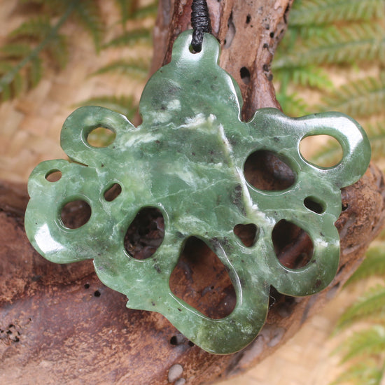 Te Wheke or Octopus Pendant carved from Hapopo Pounamu - NZ Greenstone