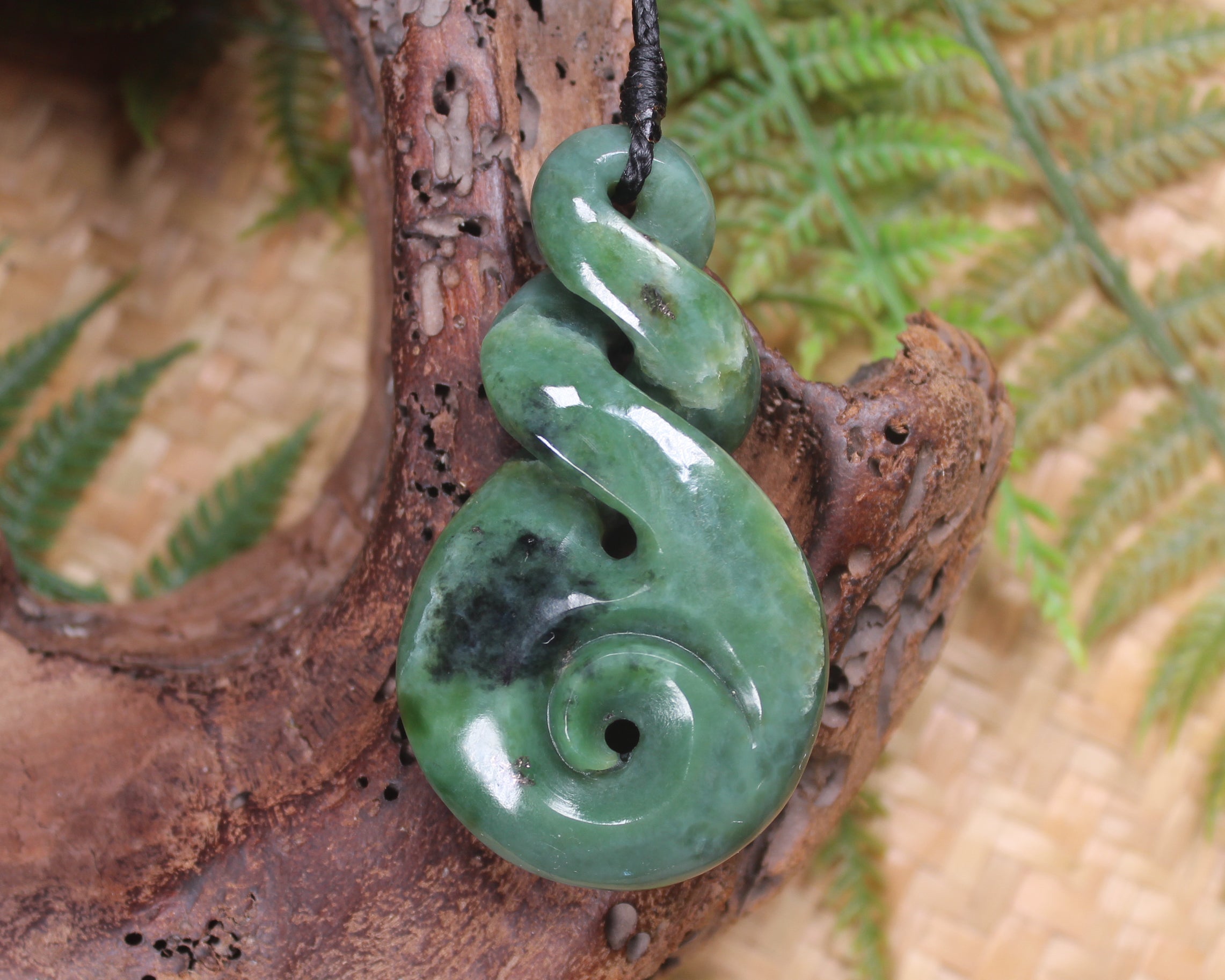 Koru Twist carved from Inanga Pounamu - NZ Greenstone