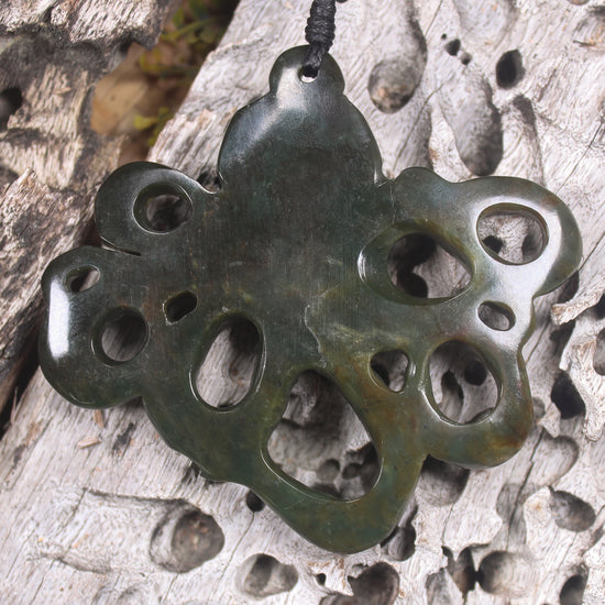 Te Wheke or Octopus Pendant carved from Rimu Pounamu - NZ Greenstone