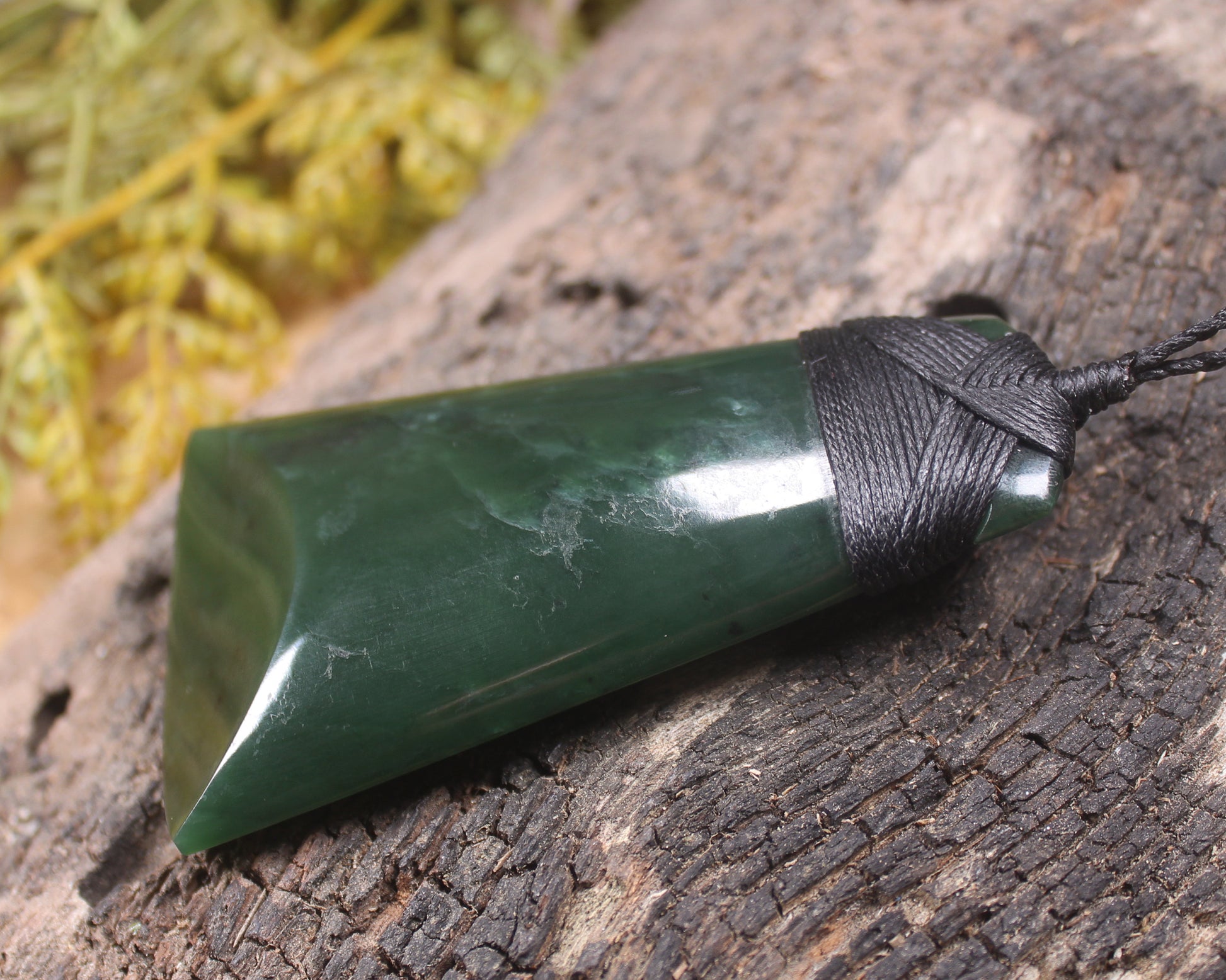 Kawakawa Pounamu Toki