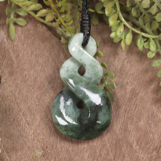 Twist carved from Kawakawa Pounamu - NZ Greenstone