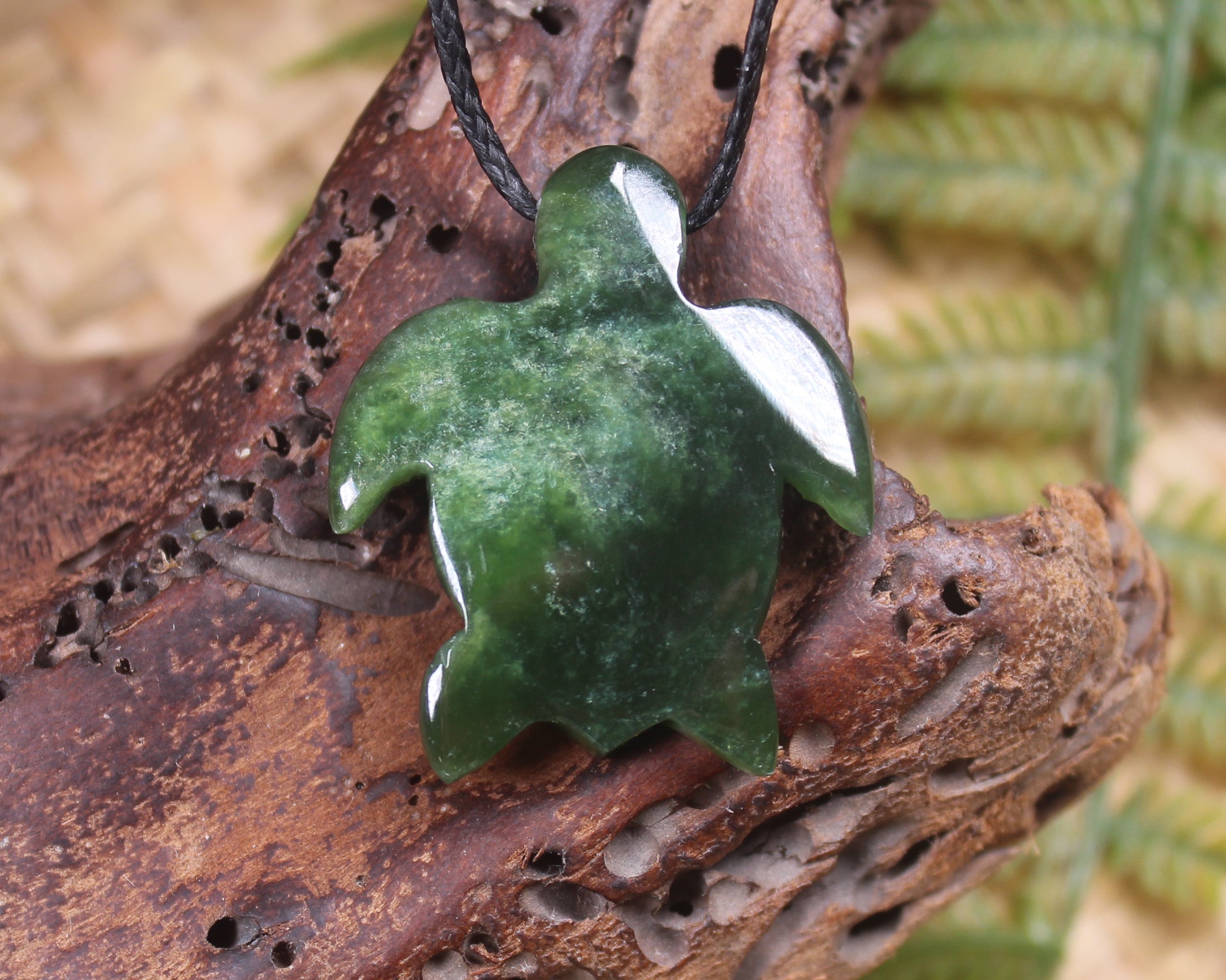 Turtle carved from Kawakawa Pounamu - NZ Greenstone