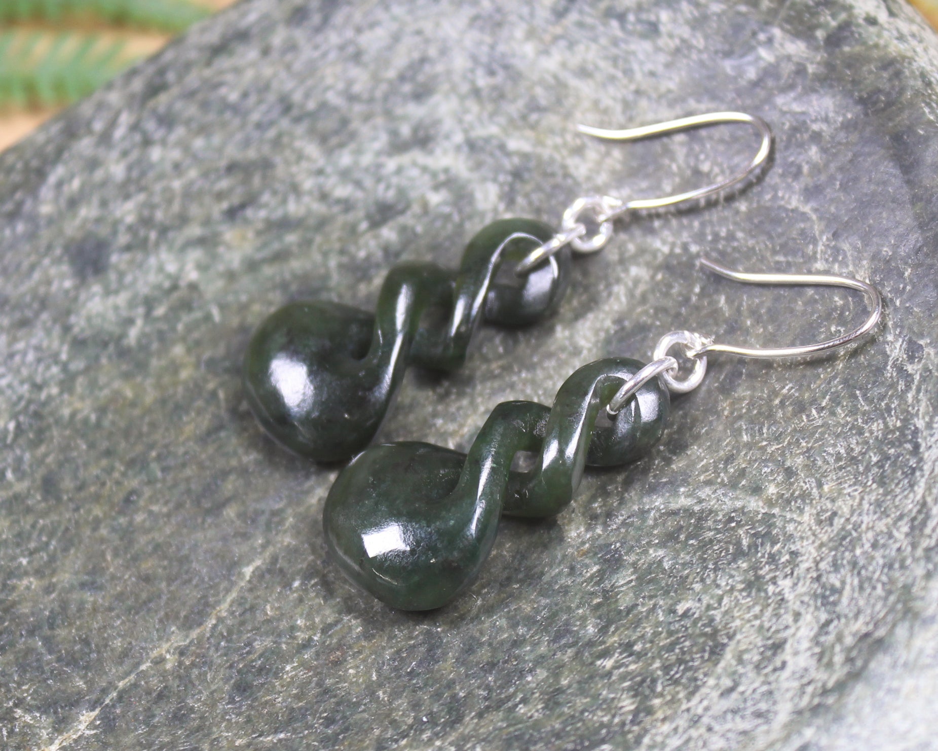 Sterling Silver Rimu Pounamu Ring - NZ Greenstone