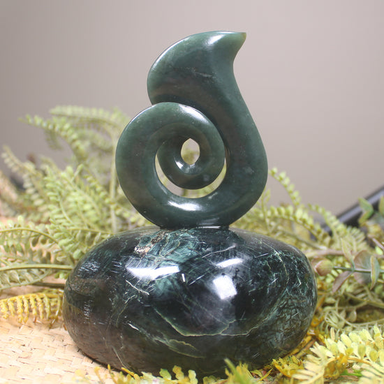 Freeform Pounamu Scultpure