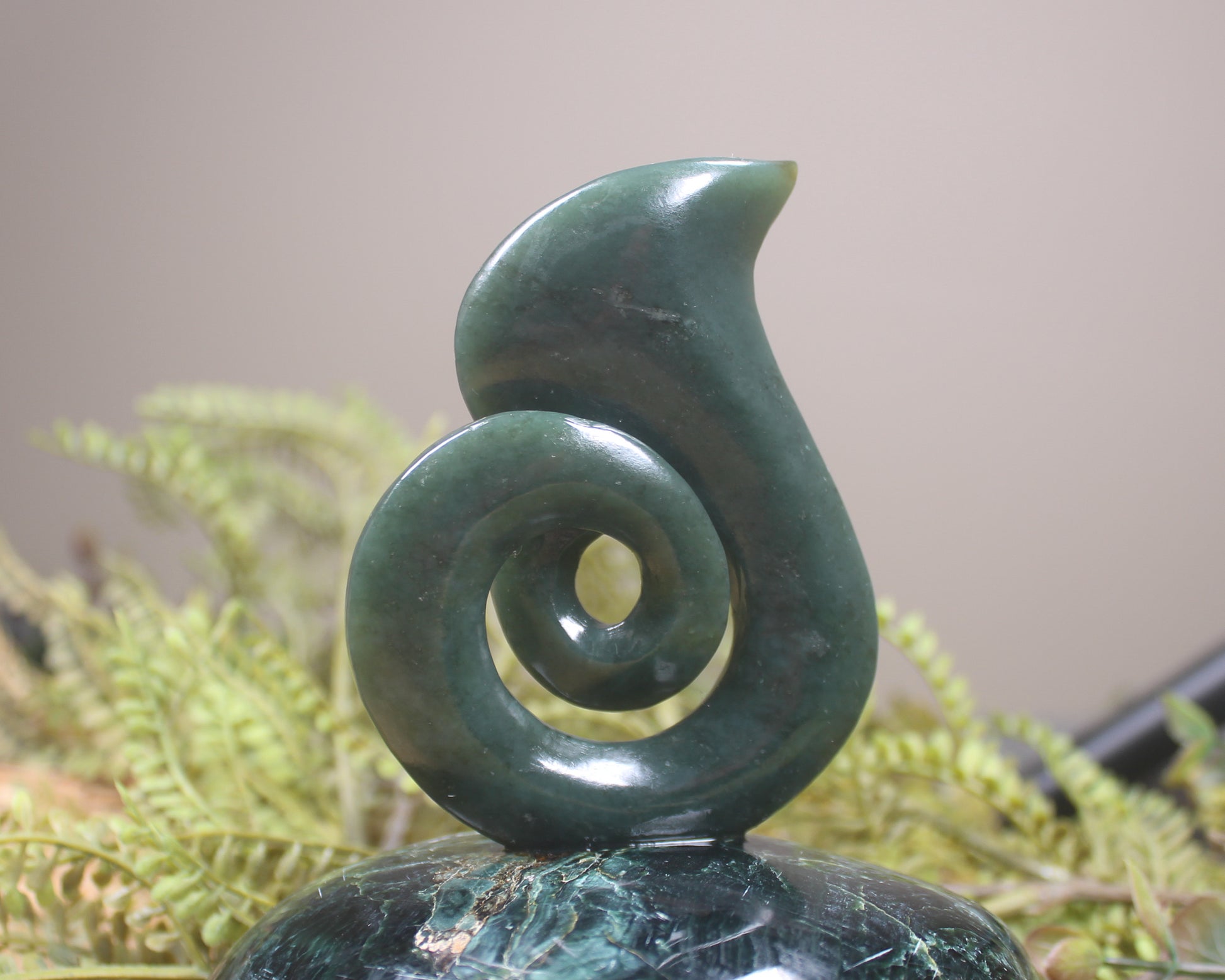 Freeform Pounamu Scultpure