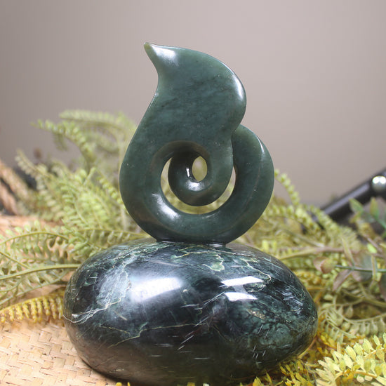 Freeform Pounamu Scultpure