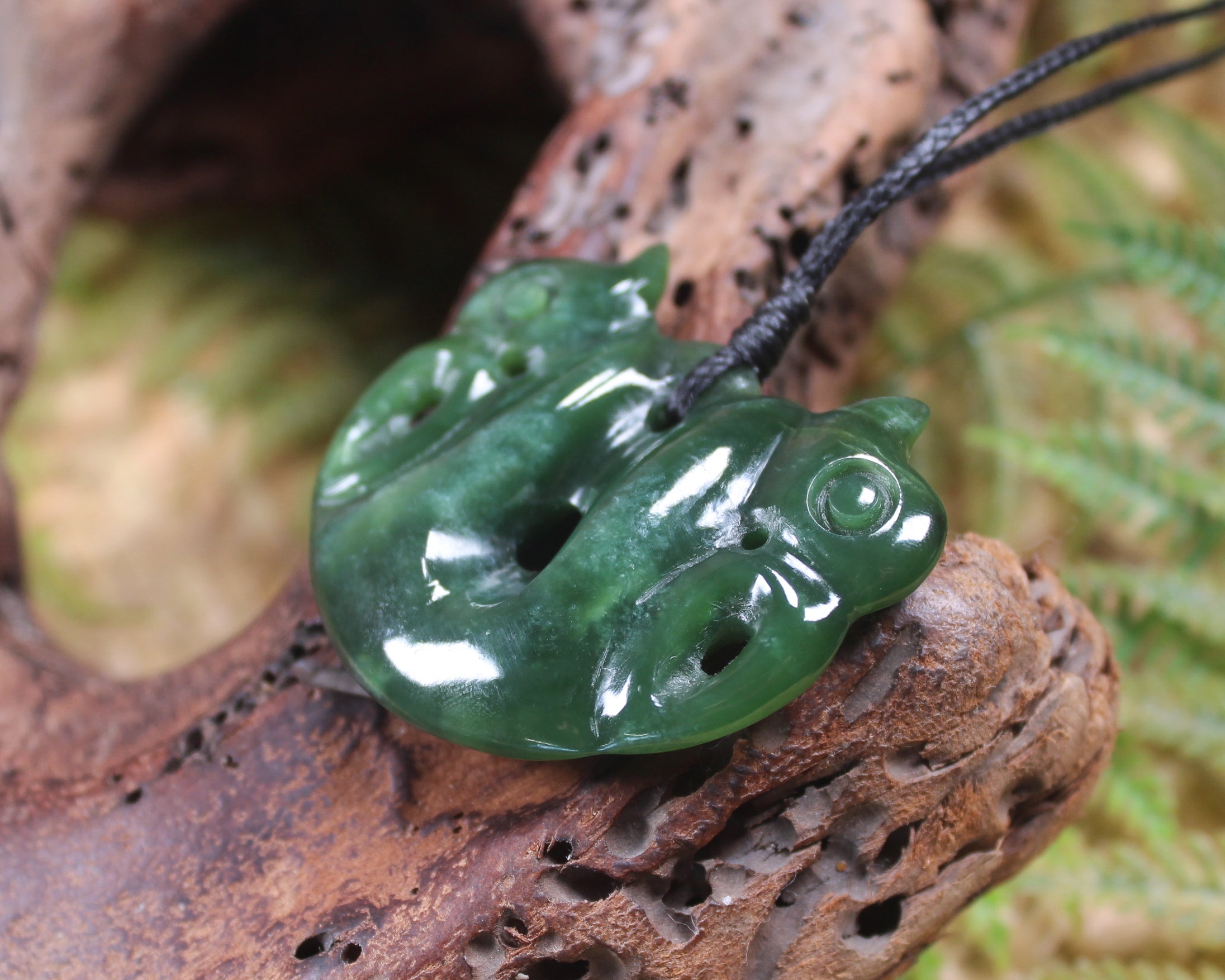 Pekapeka Pendant carved from Kawakawa Pounamu - NZ Greenstone