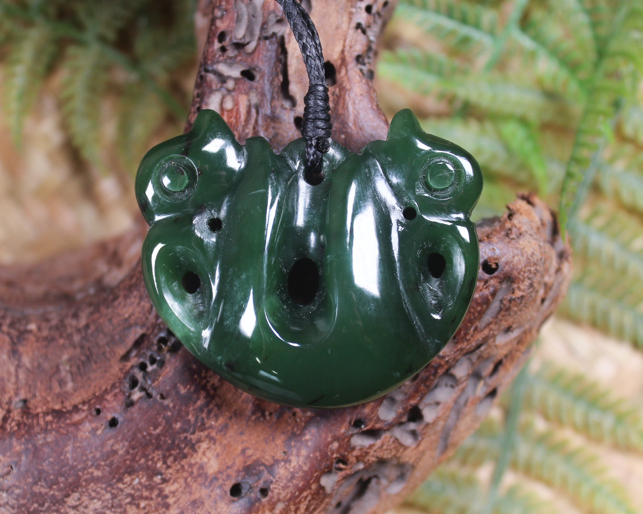 Pekapeka Pendant carved from Kawakawa Pounamu - NZ Greenstone