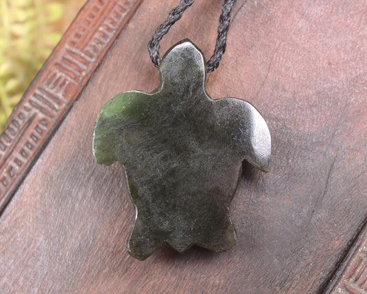 Turtle carved from Rimu Pounamu - NZ Greenstone