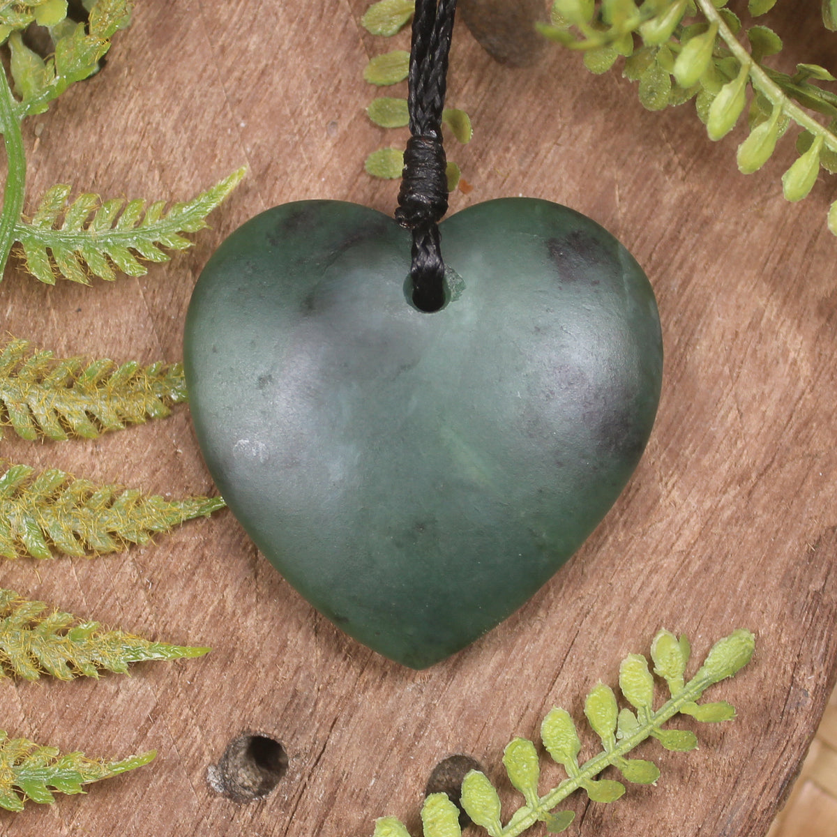 Heart carved from Kawakawa Pounamu - NZ Greenstone