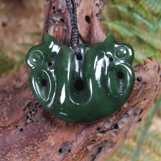 Pekapeka Pendant carved from Kawakawa Pounamu - NZ Greenstone