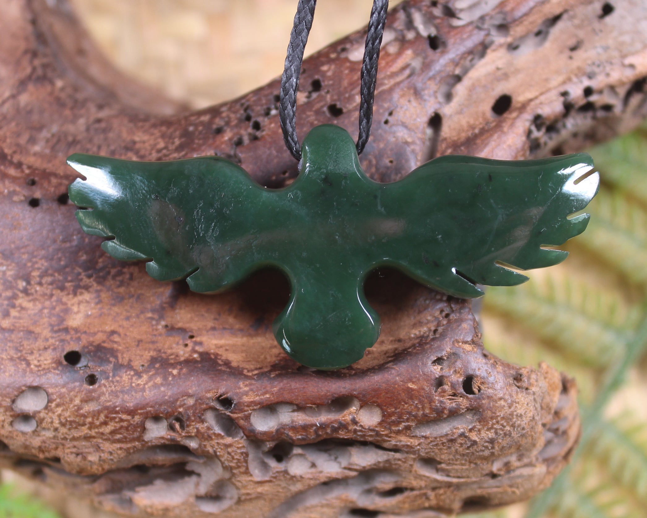 Manu or Bird Pendant carved from Kawakawa Pounamu - NZ Greenstone