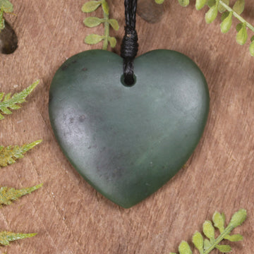 Heart carved from Kawakawa Pounamu - NZ Greenstone