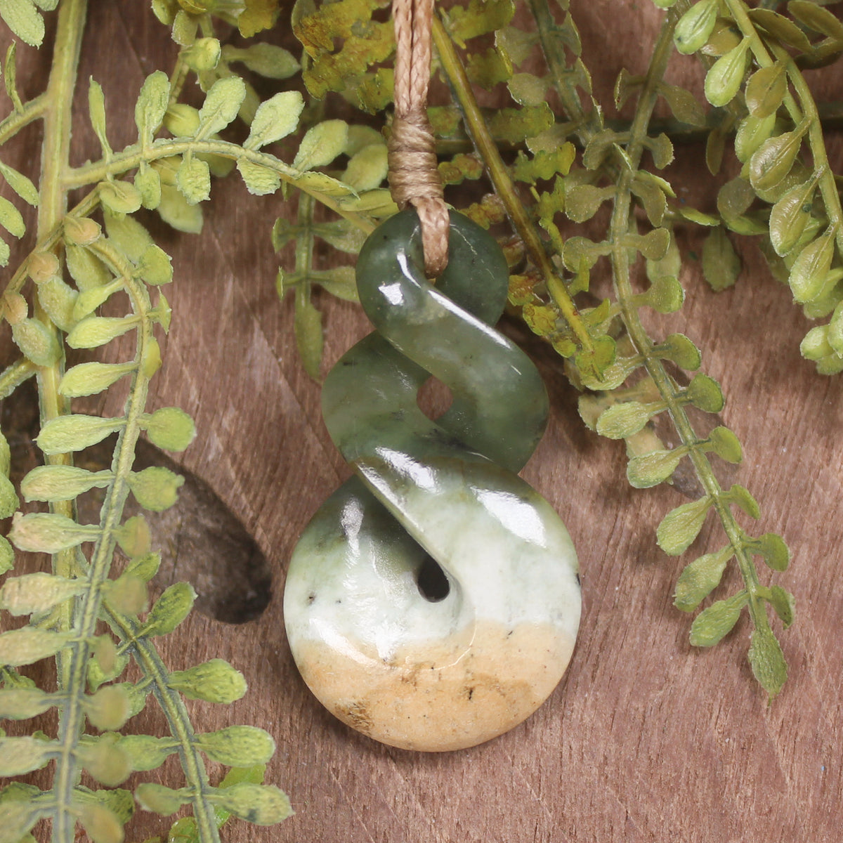 Twist or Pikorua carved from Flower Jade Pounamu - NZ Greenstone