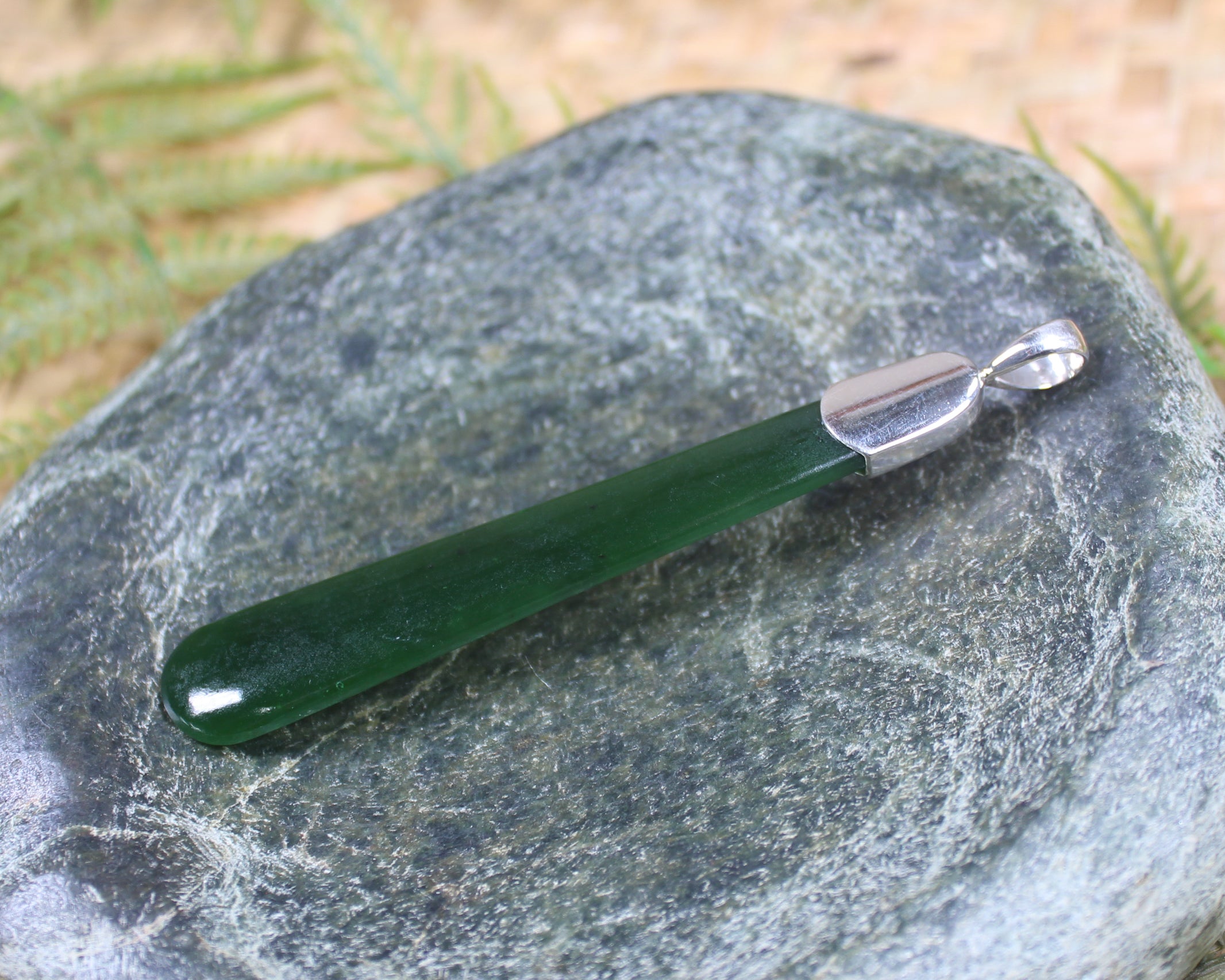 Kawakawa Pounamu pendant set in Sterling Silver - NZ Greenstone