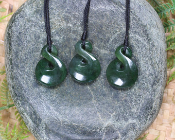 Twist or Pikorua Pendant carved from Rimu Pounamu - NZ Greenstone