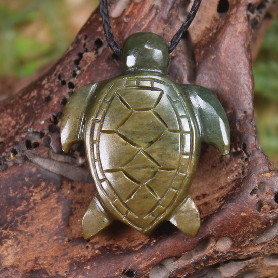 Turtle carved from Totoweka Pounamu - NZ Greenstone
